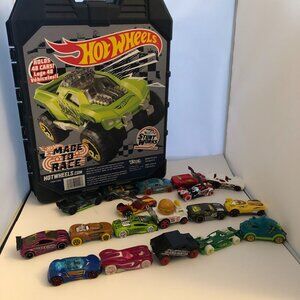 Hot Wheels Case With Cars Vintage Older Cars 17